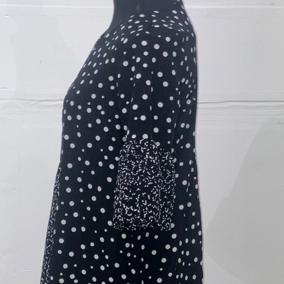 Black and white multi fabric asymmetrical dress - Picture 4 of 9